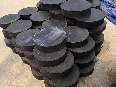 邹平市板式橡胶支座由若干层橡胶片与薄钢板经加压硫化